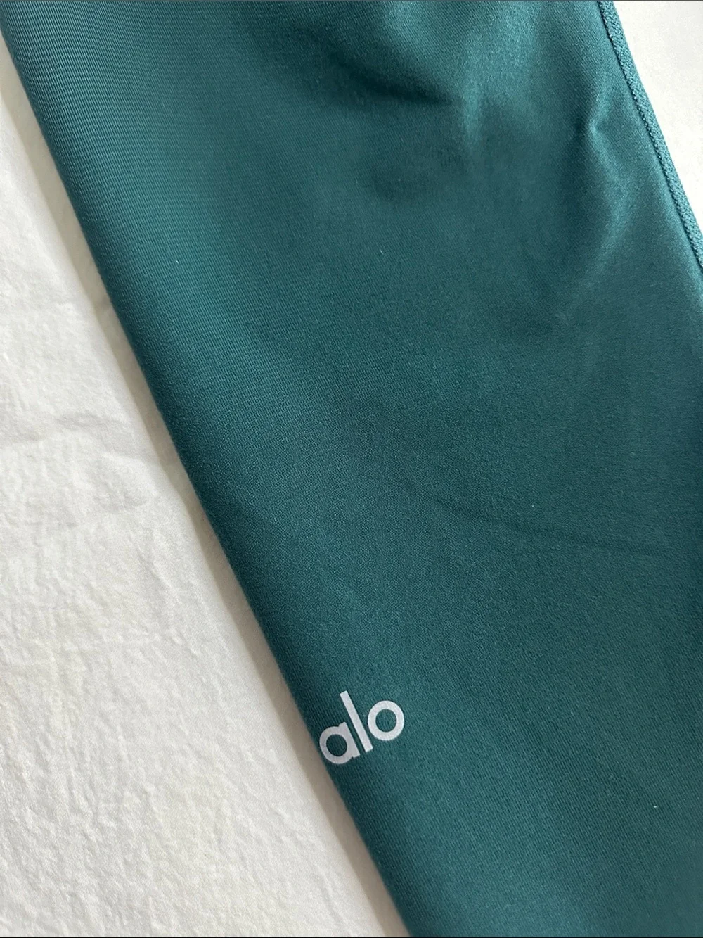 Alo Yoga High-Waist Airbrush Legging Size M